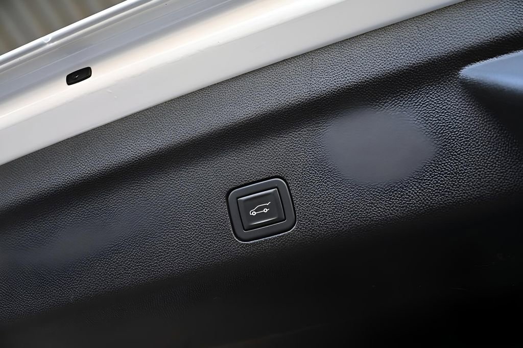 Used 2021 Cadillac Escalade Sport image 43