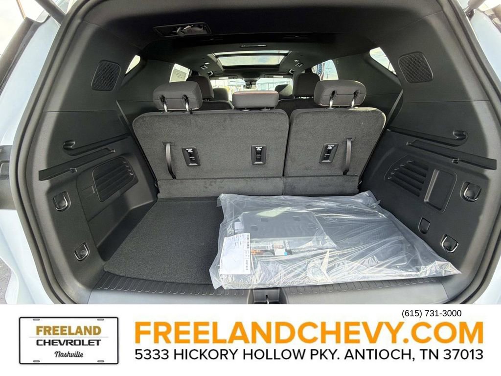 New 2026 Chevrolet Traverse LT w/ Sun and Wheel Package image 12