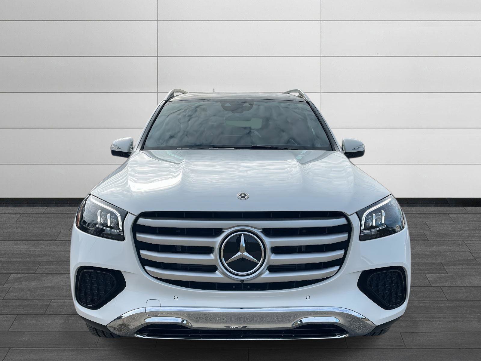 Certified 2026 Mercedes-Benz GLS 450 4MATIC image 8