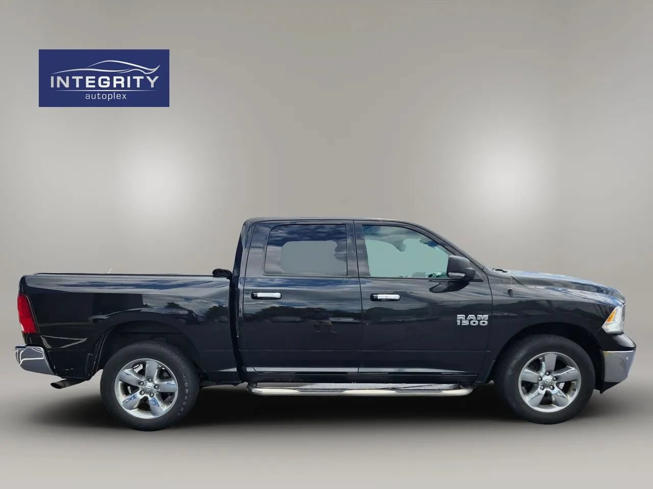 Used 2017 RAM 1500 Big Horn AWD/4WD image 2