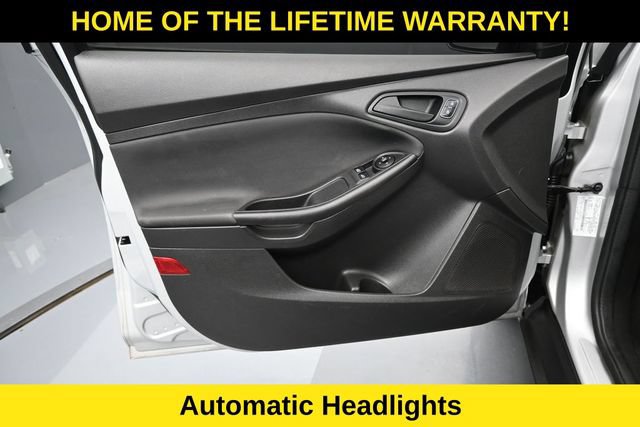 Used 2018 Ford Focus S FWD image 11