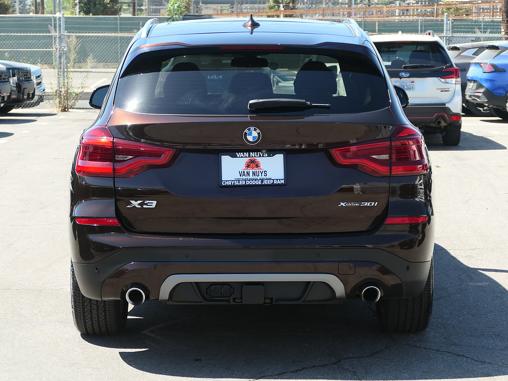 Used 2019 BMW X3 xDrive30i w/ Executive Package AWD/4WD image 5
