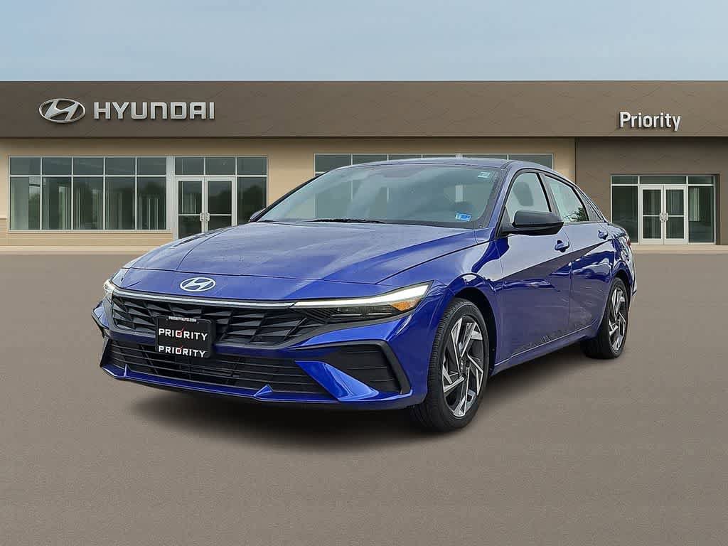 Certified 2025 Hyundai Elantra Sport
