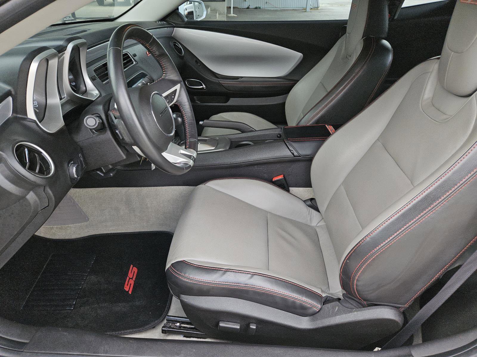 Used 2011 Chevrolet Camaro SS image 20