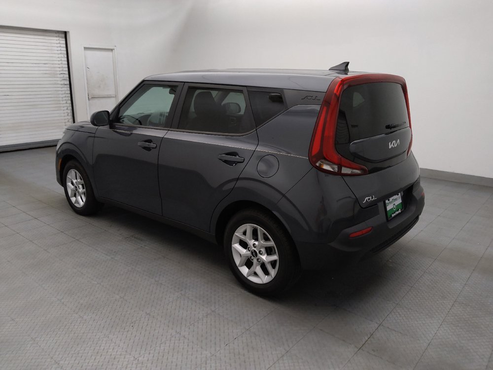 Used 2022 Kia Soul S FWD image 3