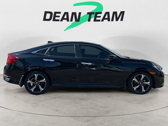 Used 2018 Honda Civic Touring image 9