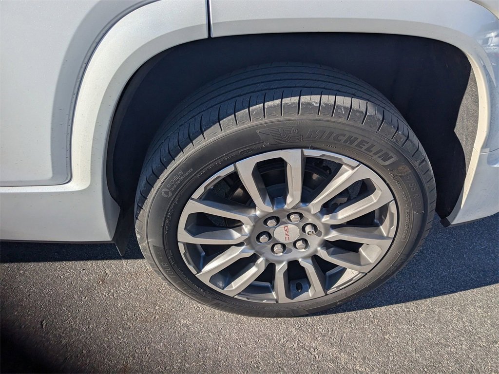 Used 2020 GMC Acadia Denali w/ Technology Package image 5