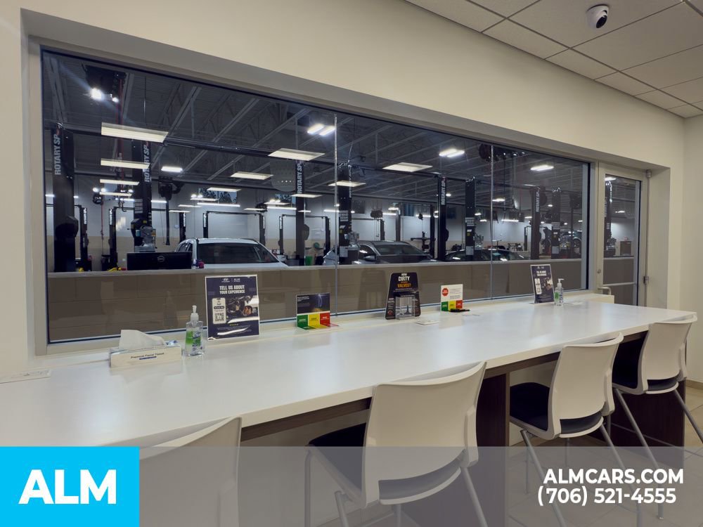 Used 2025 Ford Explorer ST image 50