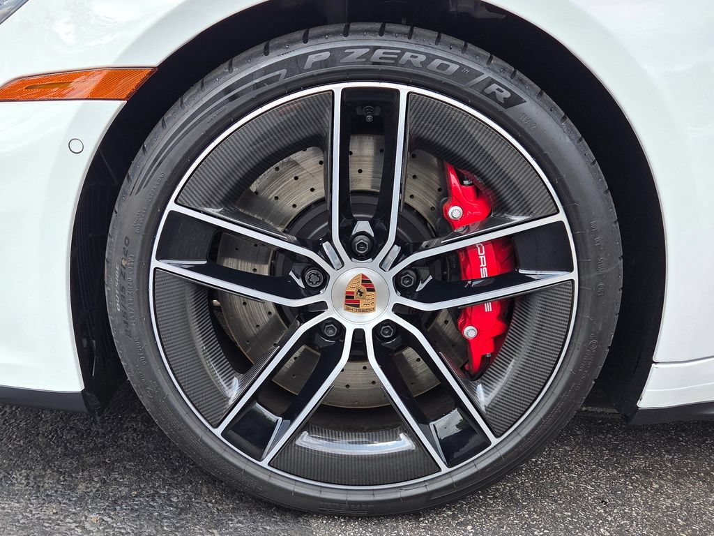Certified 2026 Porsche 911 Targa 4 GTS AWD/4WD image 23