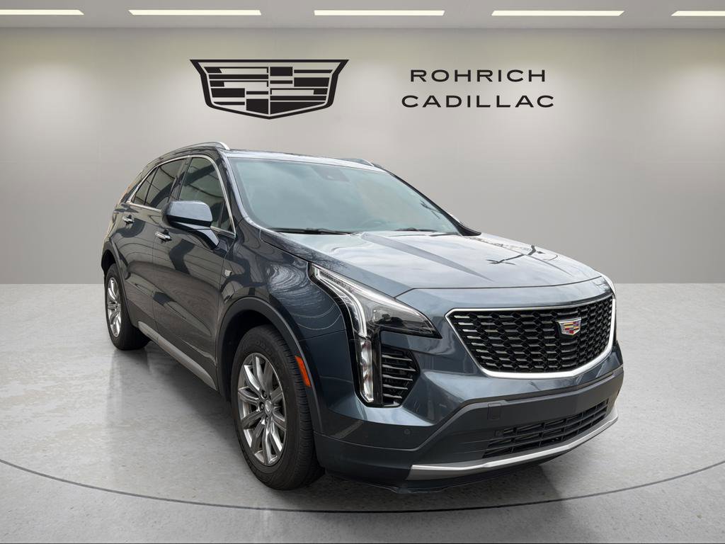 Used 2019 Cadillac XT4 Premium Luxury w/ Cold Weather Package image 4