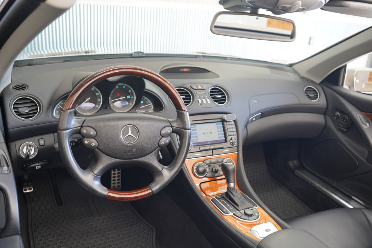 Used 2007 Mercedes-Benz SL 550 image 13