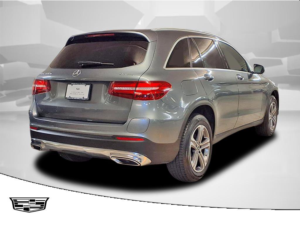 Used 2019 Mercedes-Benz GLC 350e 4MATIC image 2