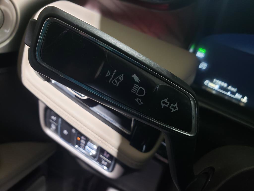 Used 2023 Lincoln Nautilus Reserve w/ Equipment Group 202A image 24