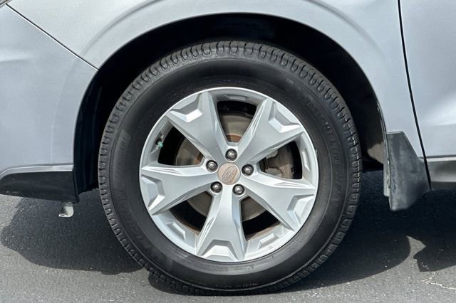 Used 2014 Subaru Forester 2.5i Limited AWD/4WD image 28
