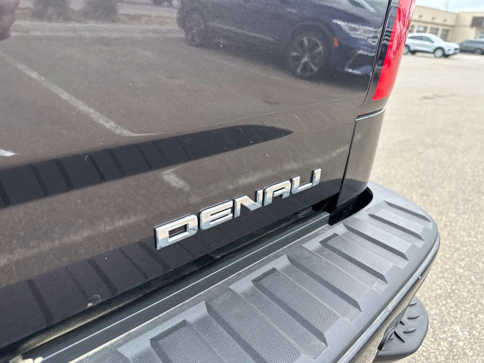 Used 2015 GMC Sierra 1500 Denali AWD/4WD image 7