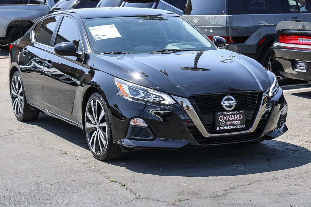 Used 2020 Nissan Altima 2.5 SR FWD image 3