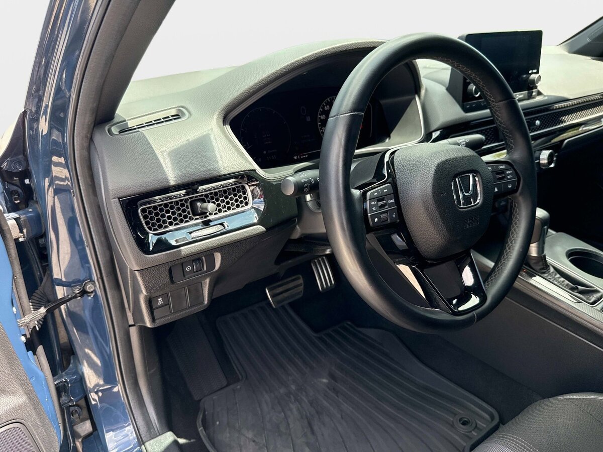 Certified 2025 Honda Civic Sport image 17