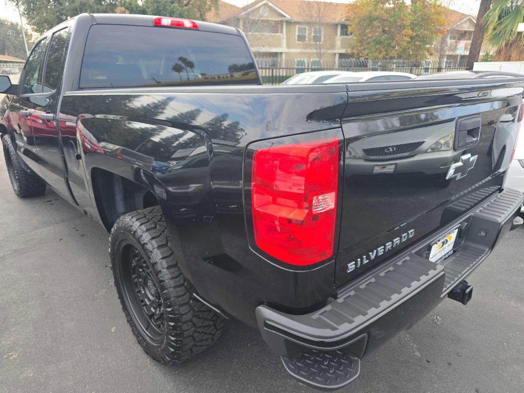 Used 2017 Chevrolet Silverado 1500 Custom w/ Custom Convenience Package image 15