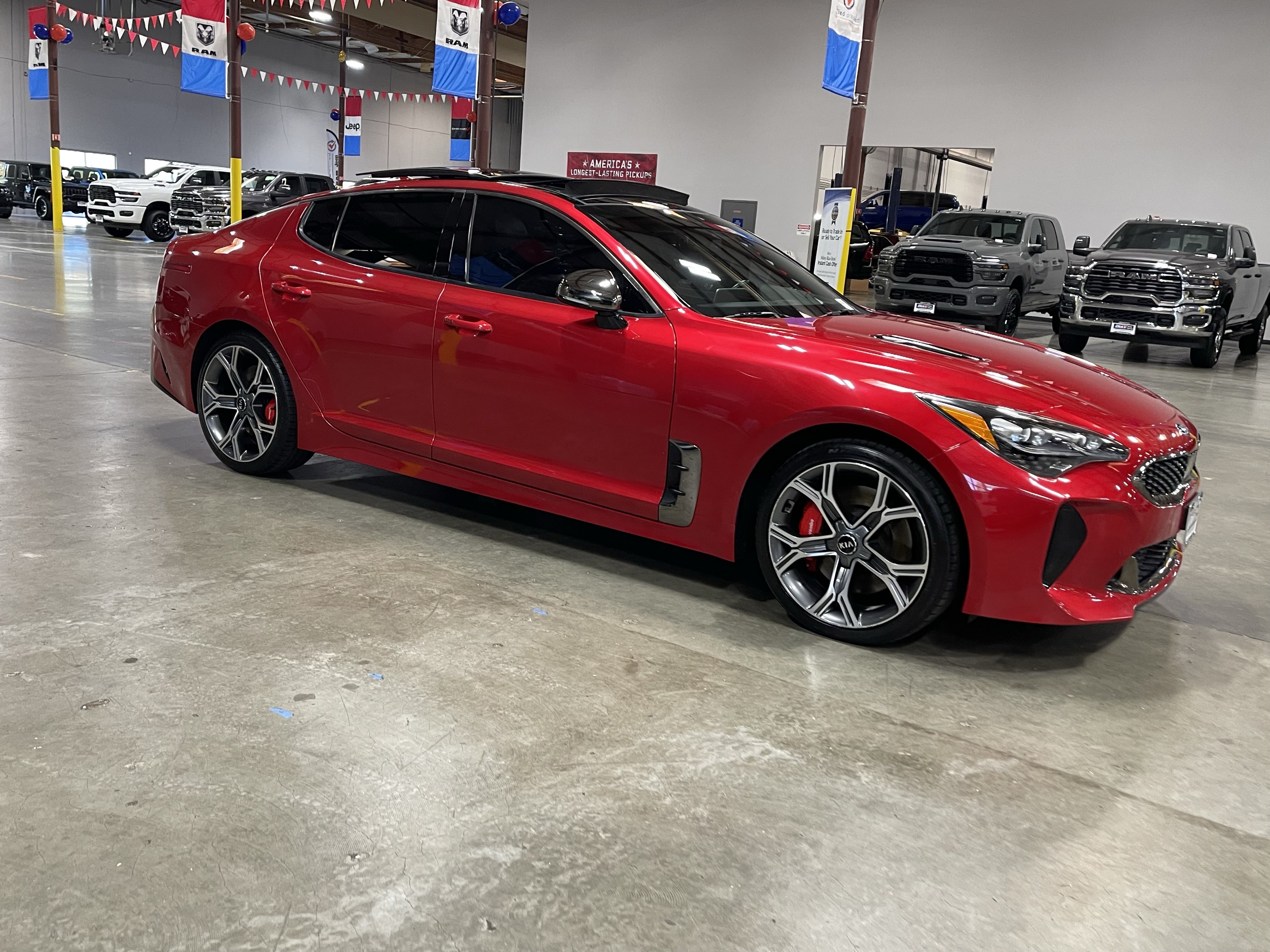 Used 2018 Kia Stinger GT2 AWD/4WD image 7