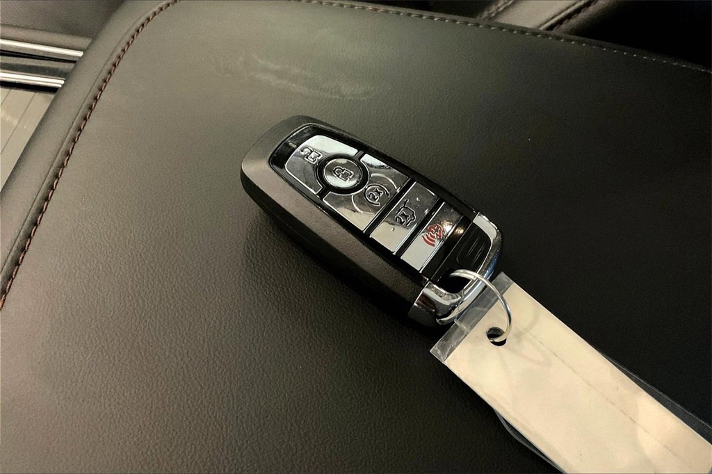 Used 2024 Lincoln Aviator Reserve w/ Equipment Group 201A image 11