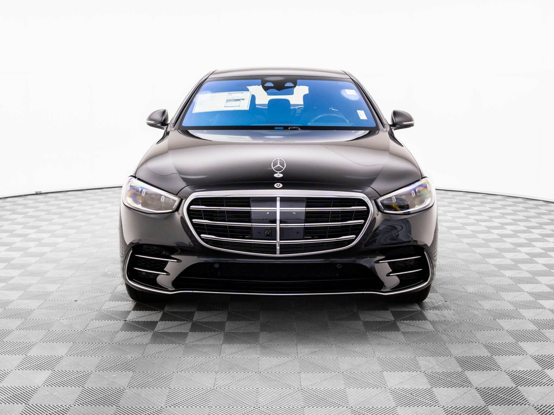 New 2026 Mercedes-Benz S 580 4MATIC Sedan image 9
