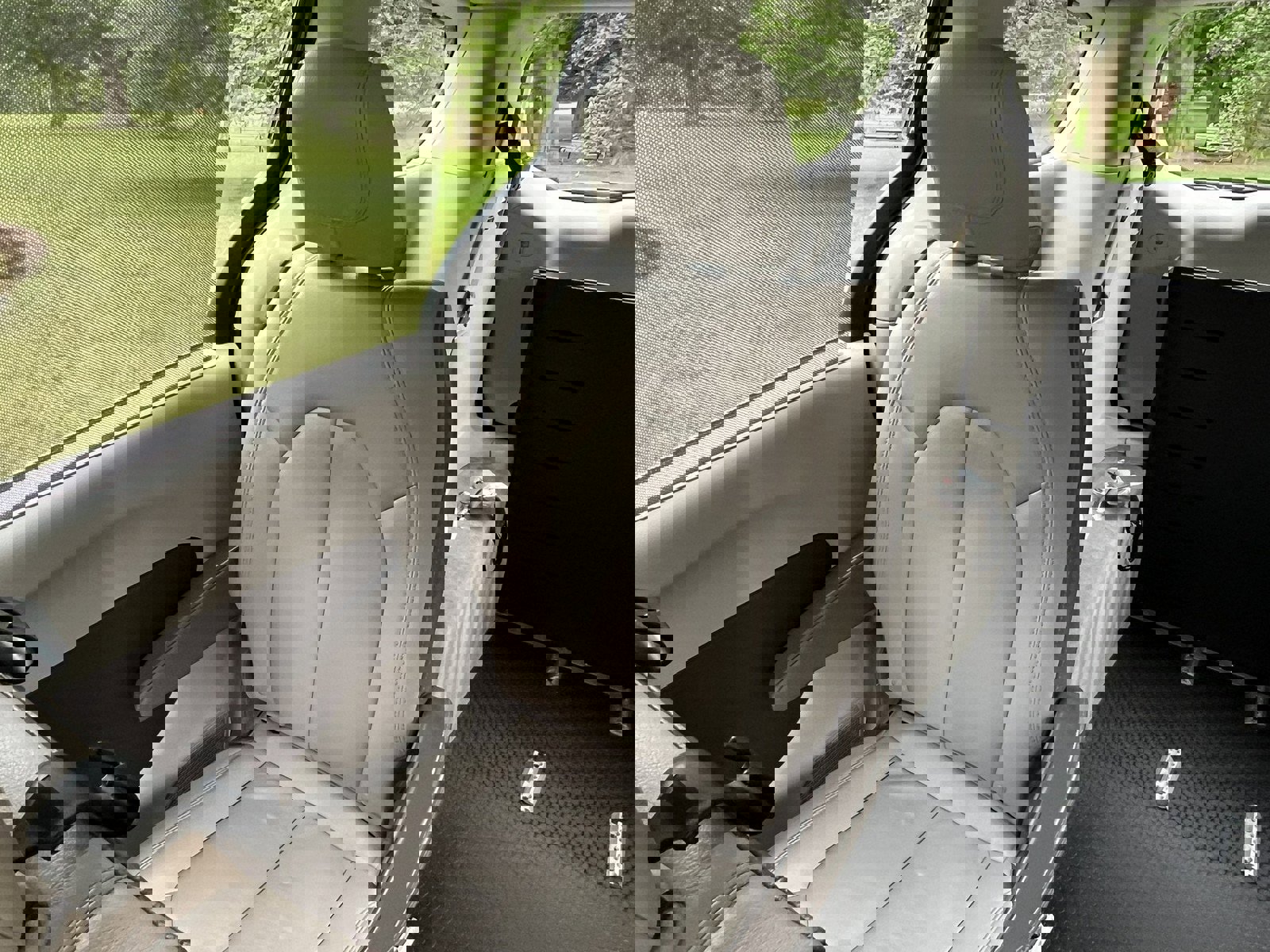 Used 2017 Chrysler Pacifica Touring-L w/ Tire & Wheel Group image 17