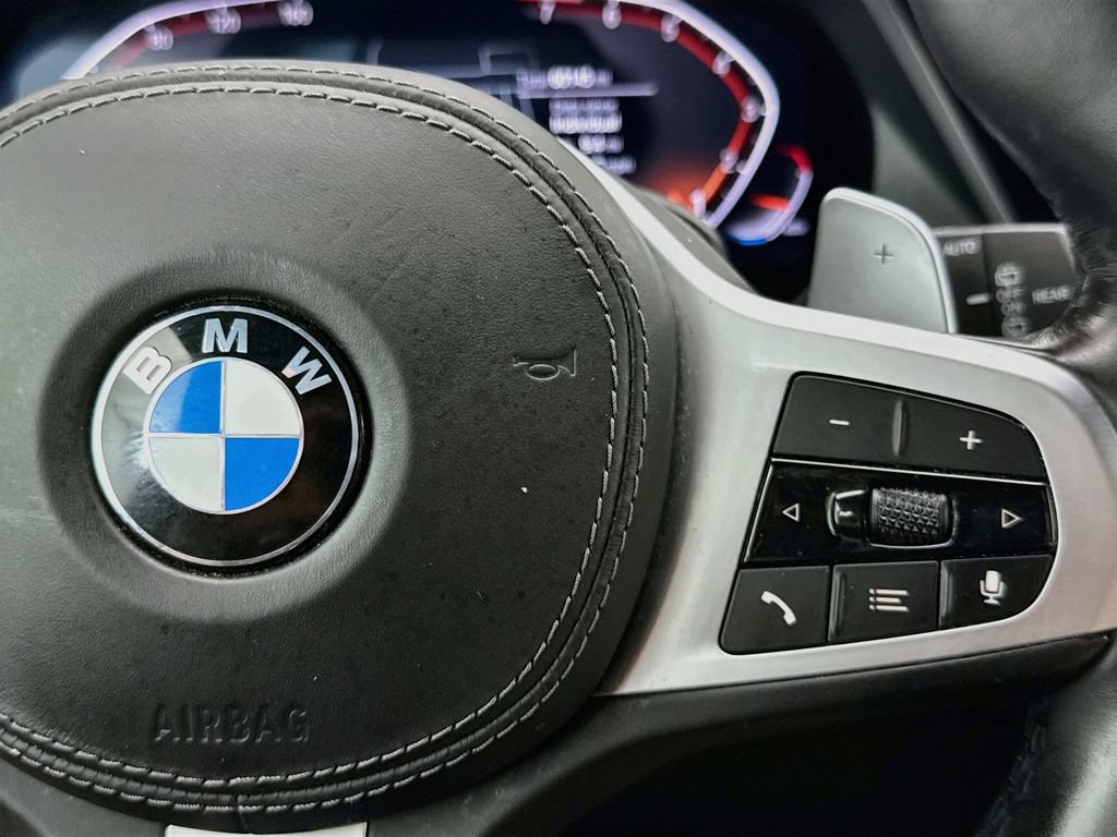 Used 2021 BMW X5 xDrive40i w/ M Sport Package AWD/4WD image 12