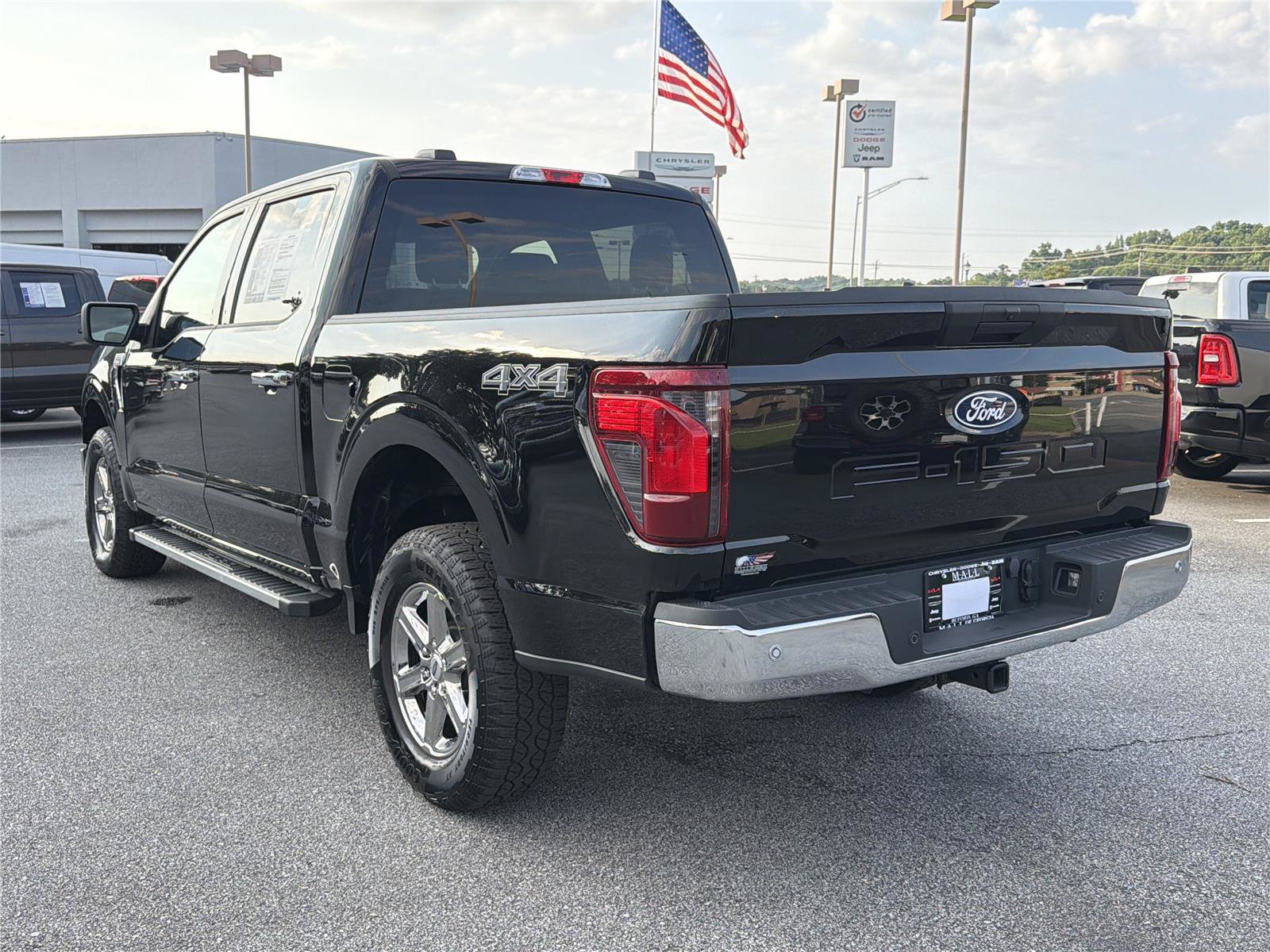 Used 2025 Ford F150 XLT w/ Equipment Group 301A Standard AWD/4WD image 7