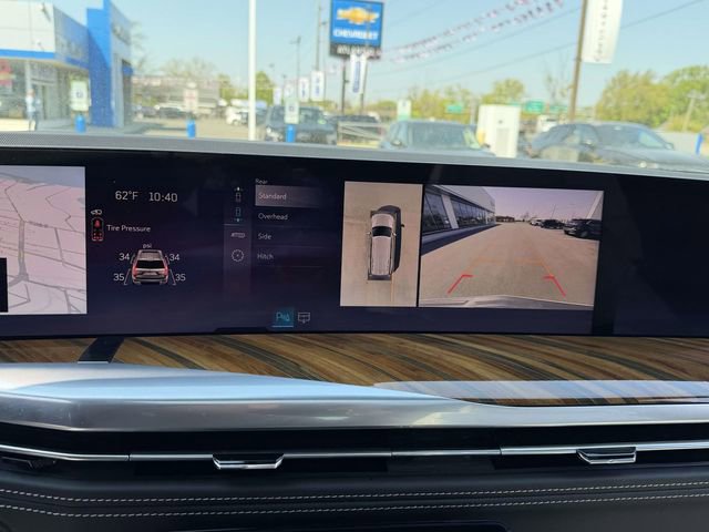 Certified 2025 Cadillac Escalade Sport Platinum w/ LPO, ONYX Package AWD/4WD image 32