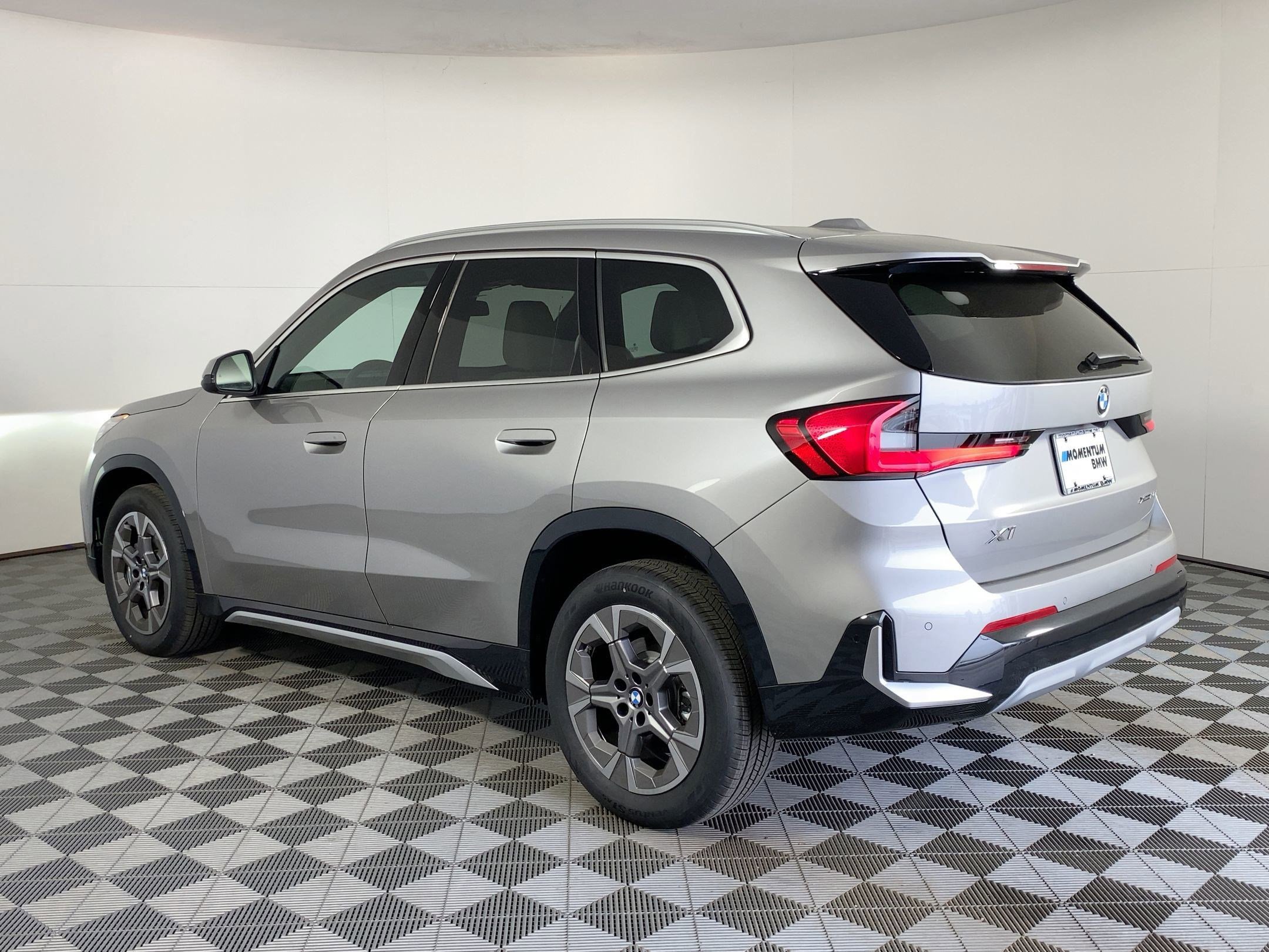 Used 2026 BMW X1 xDrive28i w/ Convenience Package image 3