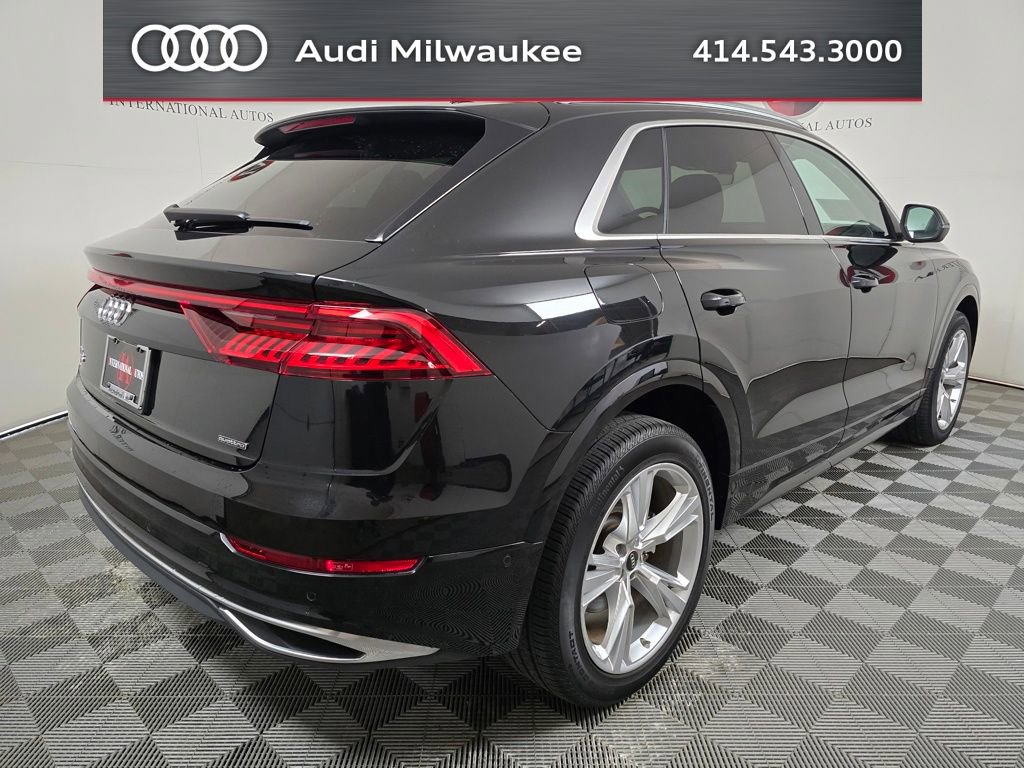 Used 2023 Audi Q8 Premium w/ Convenience Package AWD/4WD image 4