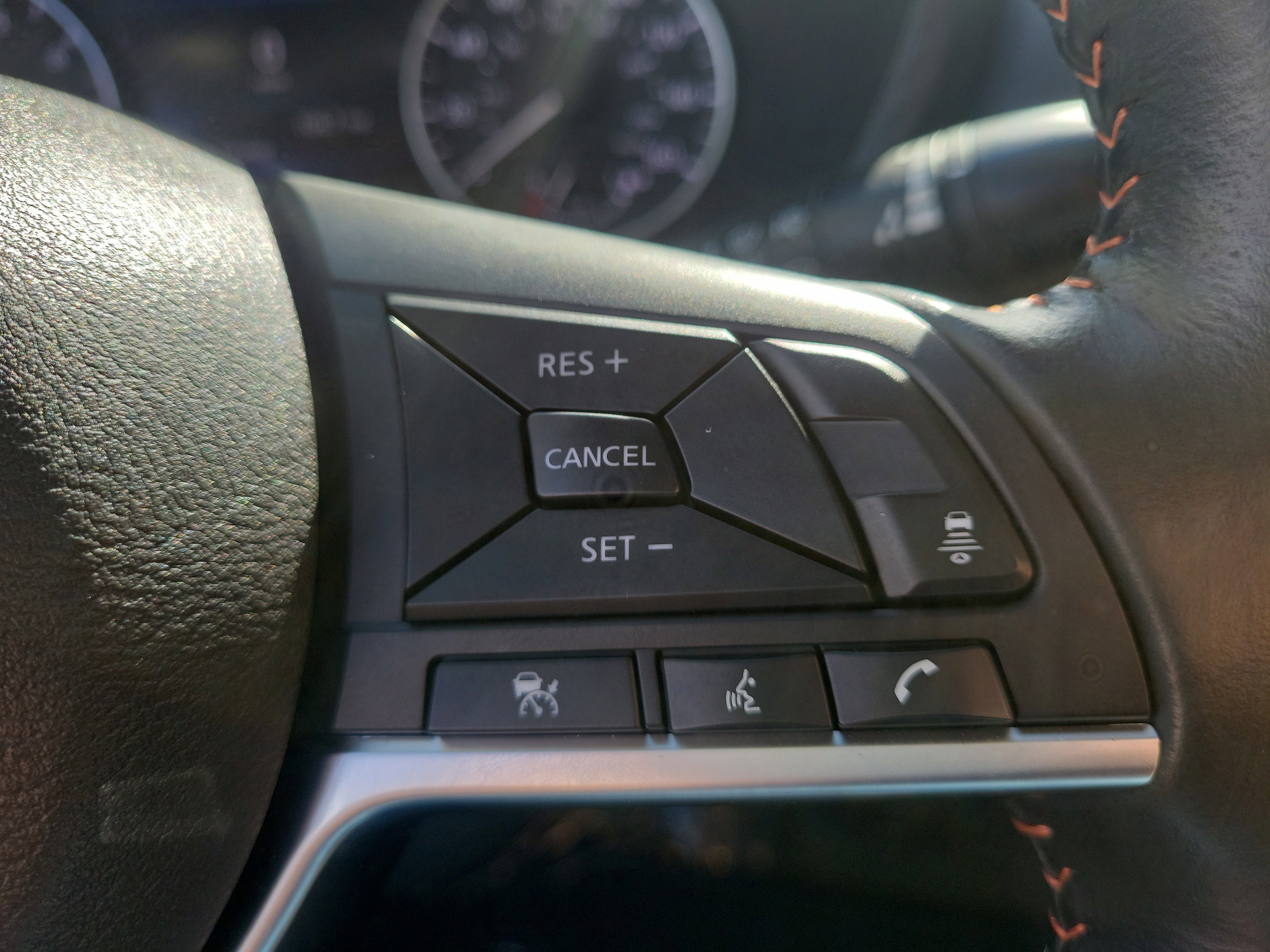 Certified 2024 Nissan Sentra SR FWD image 21