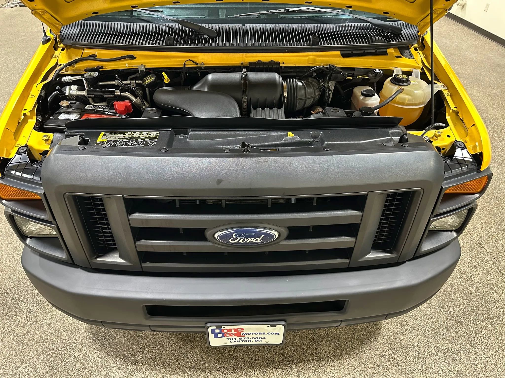 Used 2011 Ford E-150 and Econoline 150 Wagon RWD image 58