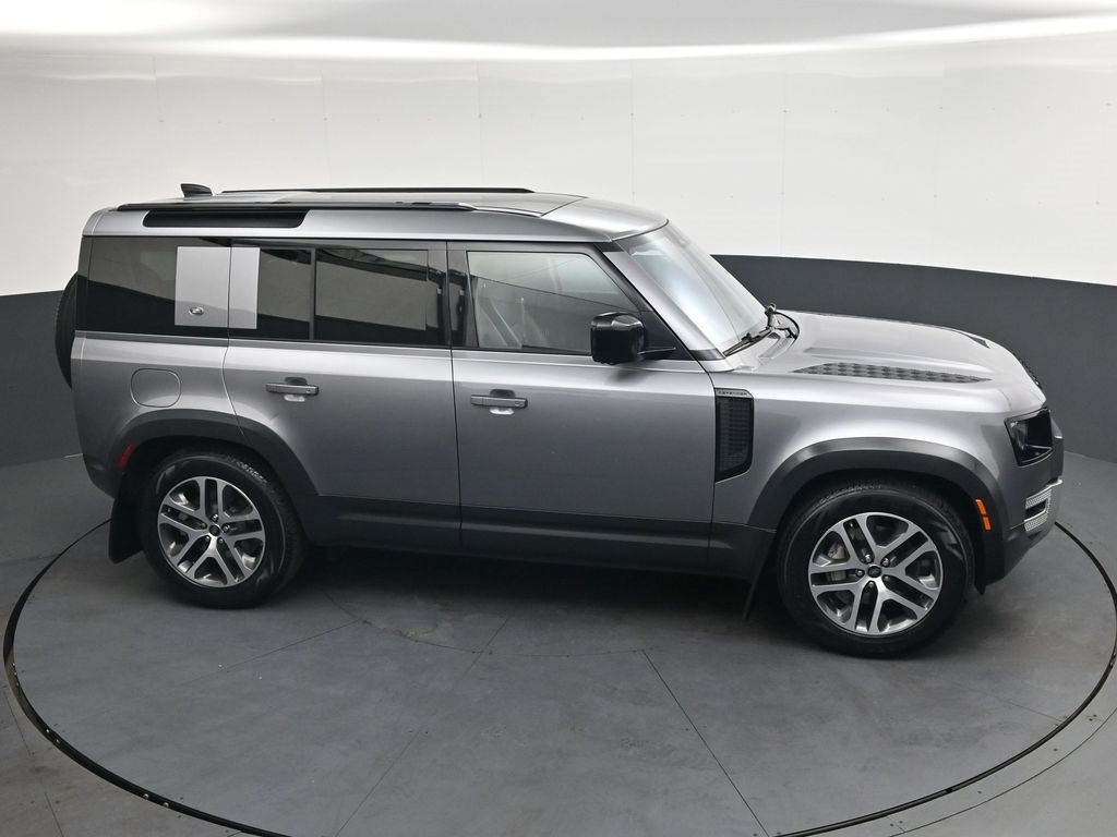 Used 2020 Land Rover Defender 110 SE AWD/4WD image 27