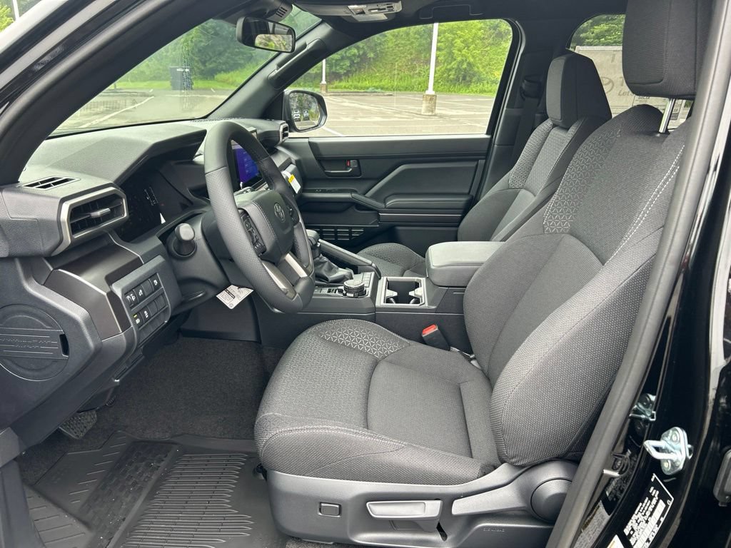 New 2026 Toyota 4Runner SR5 AWD/4WD image 9