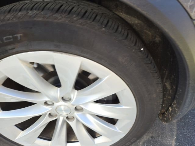 Used 2018 Tesla Model X 75D image 24