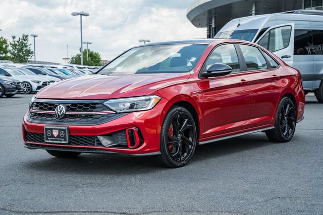 Used 2023 Volkswagen Jetta GLI Autobahn FWD image 3