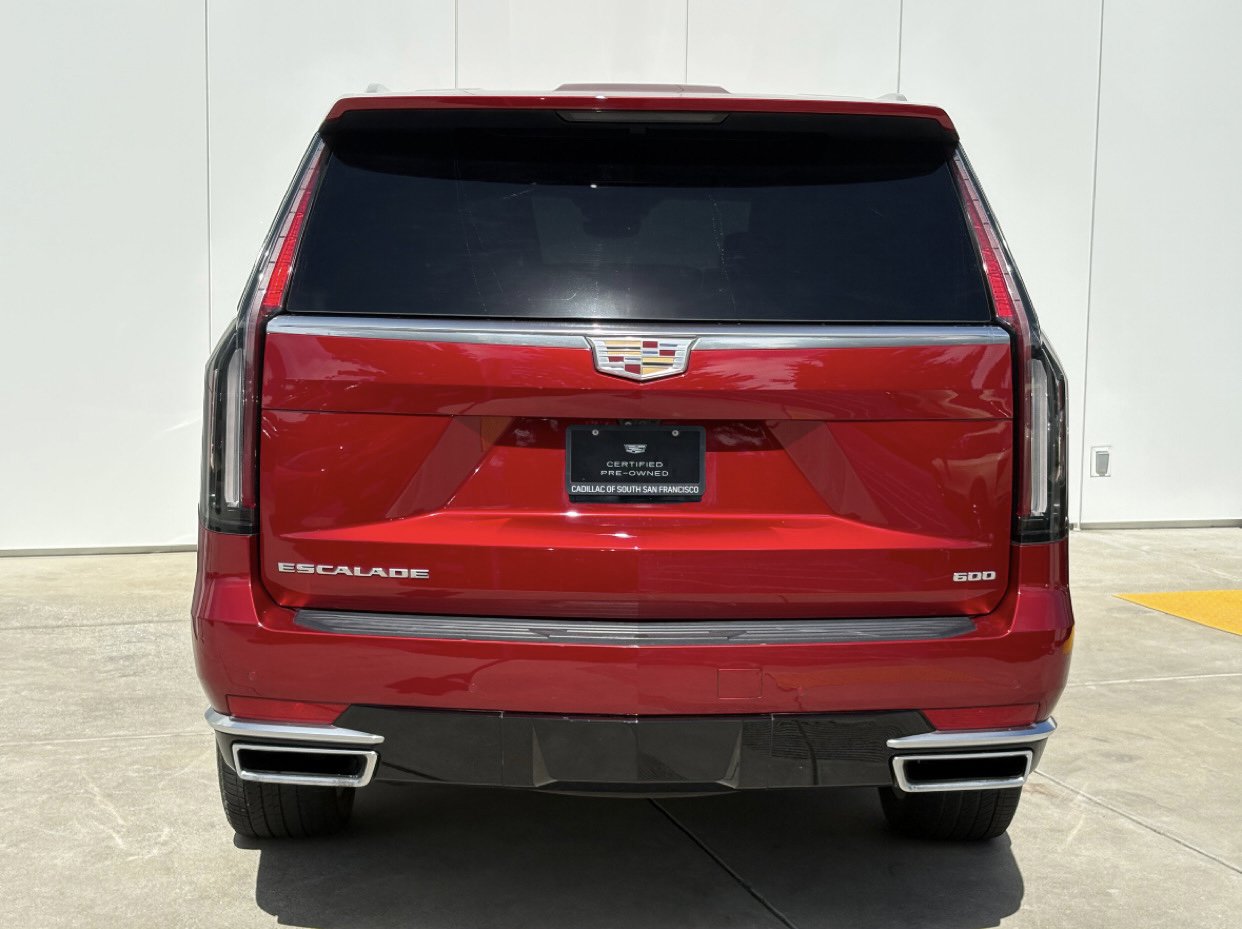Used 2024 Cadillac Escalade Premium Luxury w/ Performance Package AWD/4WD image 8