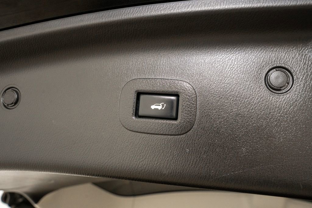 Used 2019 Nissan Armada Platinum w/ Captain's Chairs Package image 6