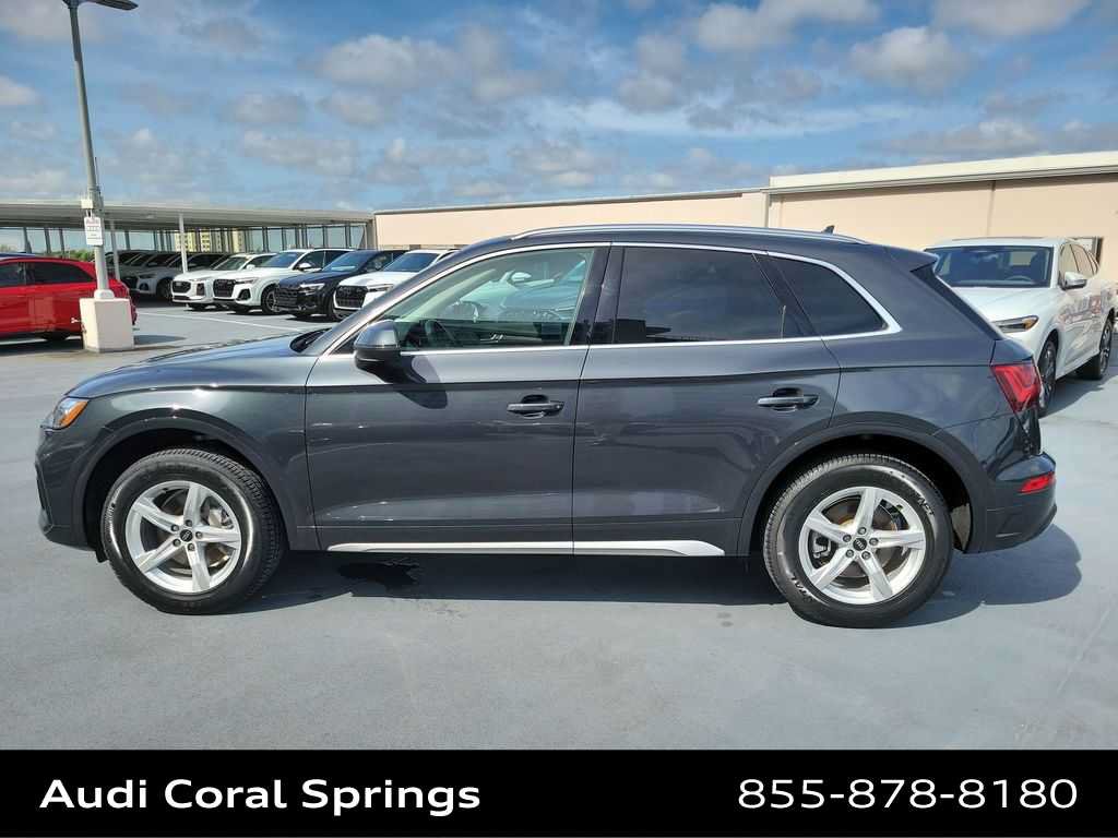 Certified 2023 Audi Q5 2.0T Premium w/ Convenience Package AWD/4WD image 3