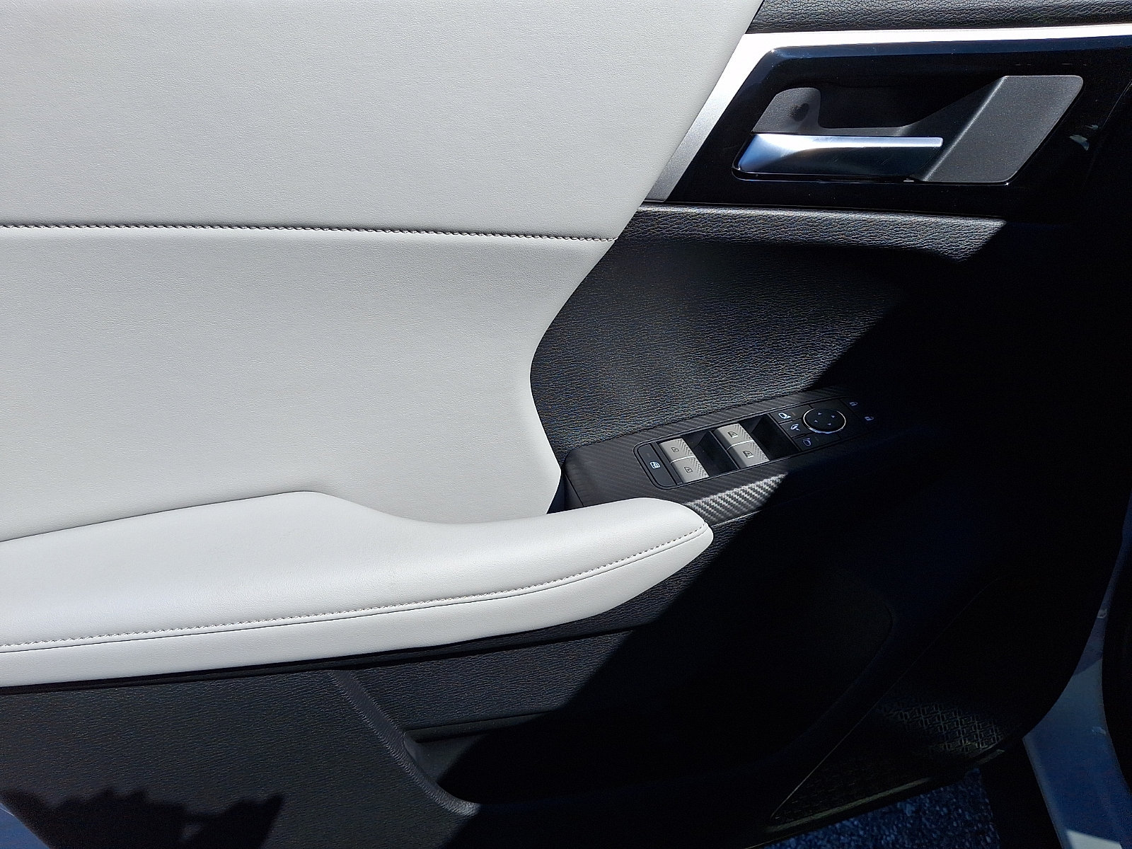 New 2026 Mitsubishi Outlander SE AWD/4WD image 10