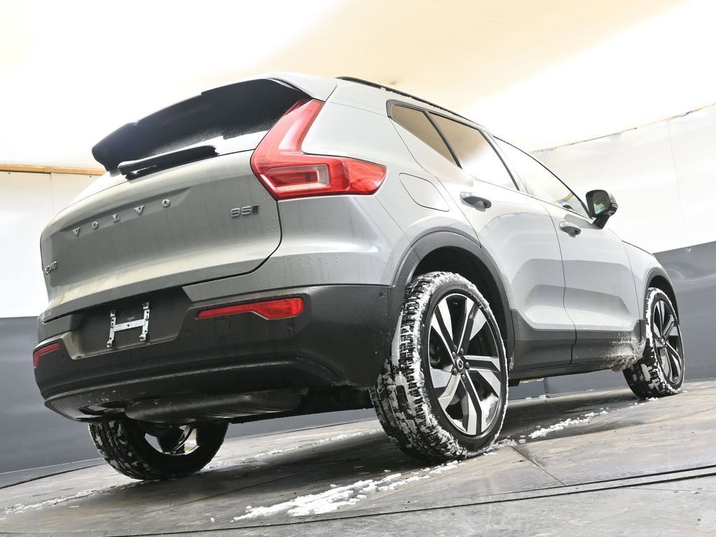 New 2026 Volvo XC40 B5 Ultra w/ Protection Package Premier image 45