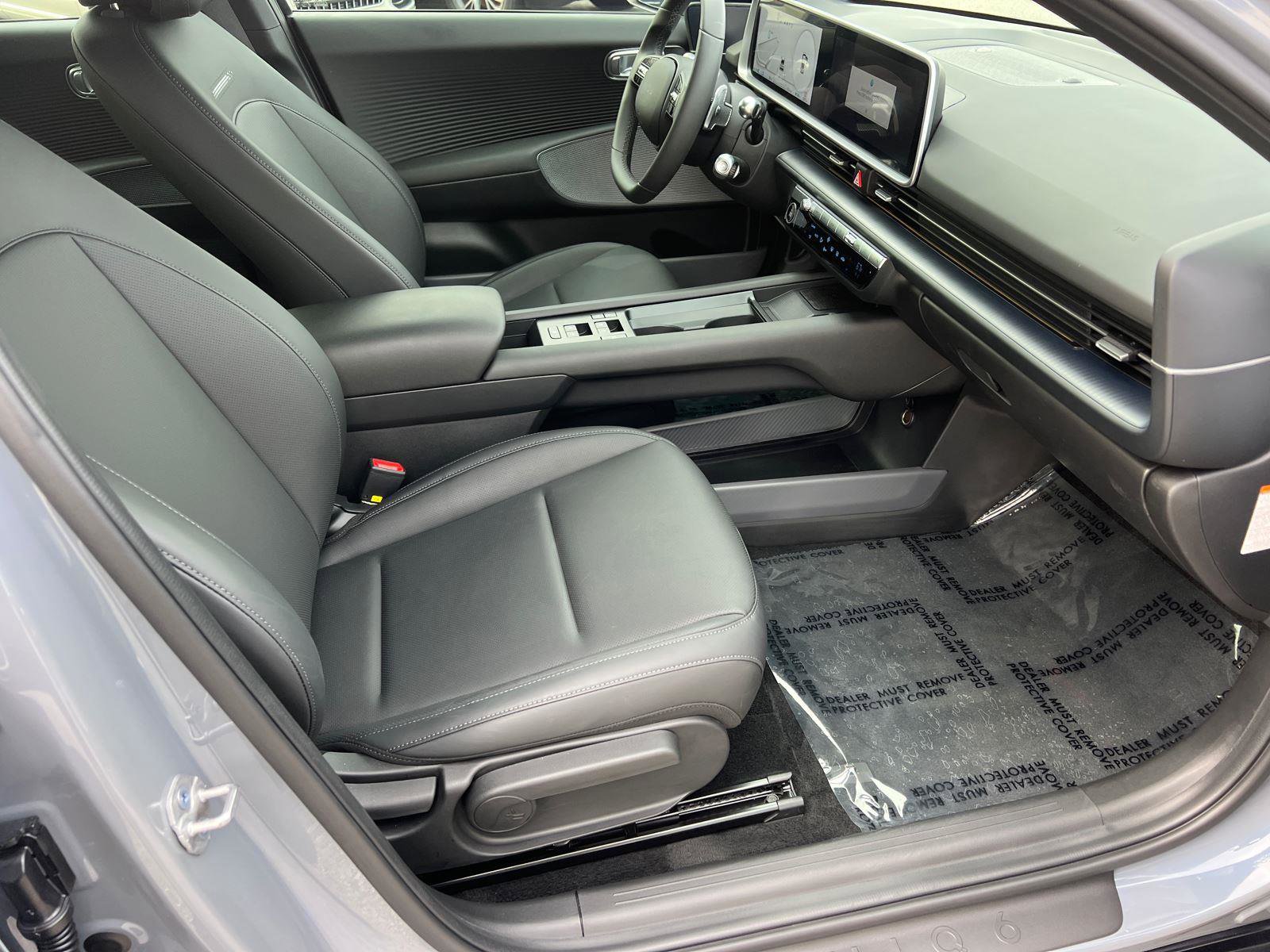 Used 2025 Hyundai Ioniq 6 SEL image 13