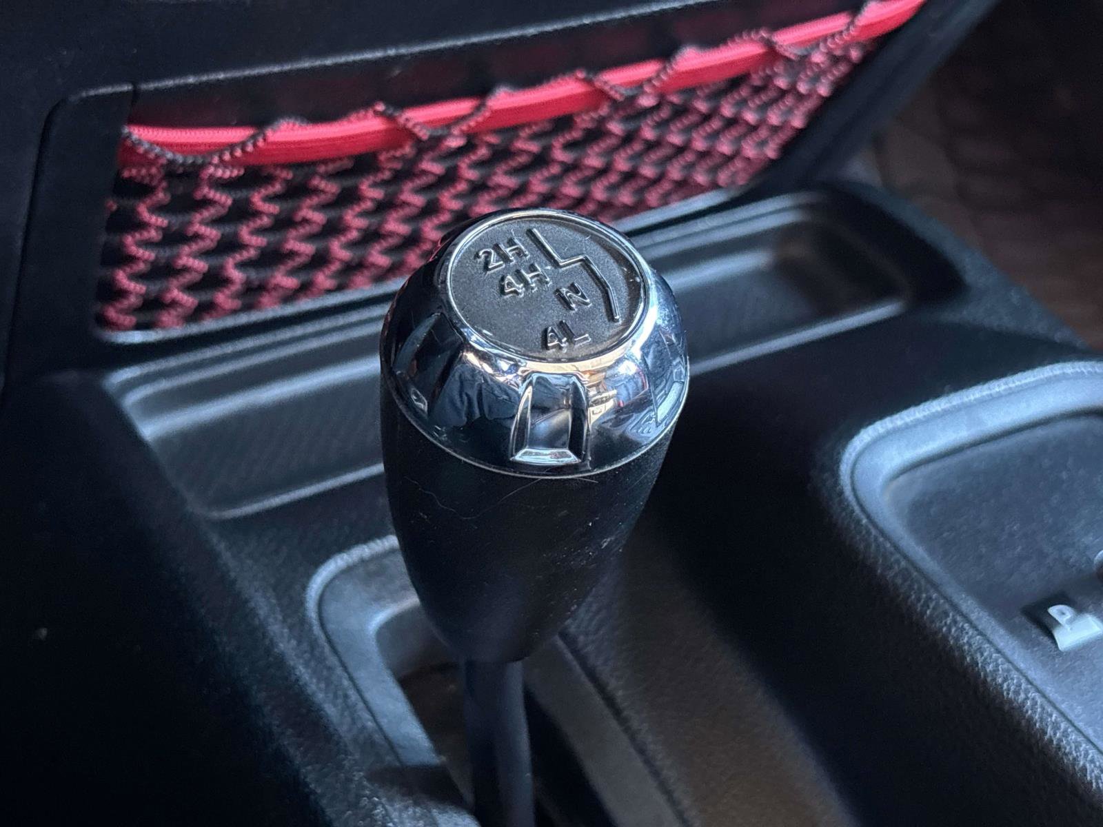Used 2018 Jeep Wrangler Unlimited Rubicon AWD/4WD image 32