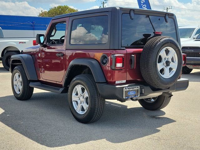 Used 2021 Jeep Wrangler Sport S image 4