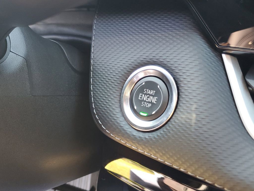 Used 2026 Chevrolet Equinox LT w/ Convenience Package II FWD image 33