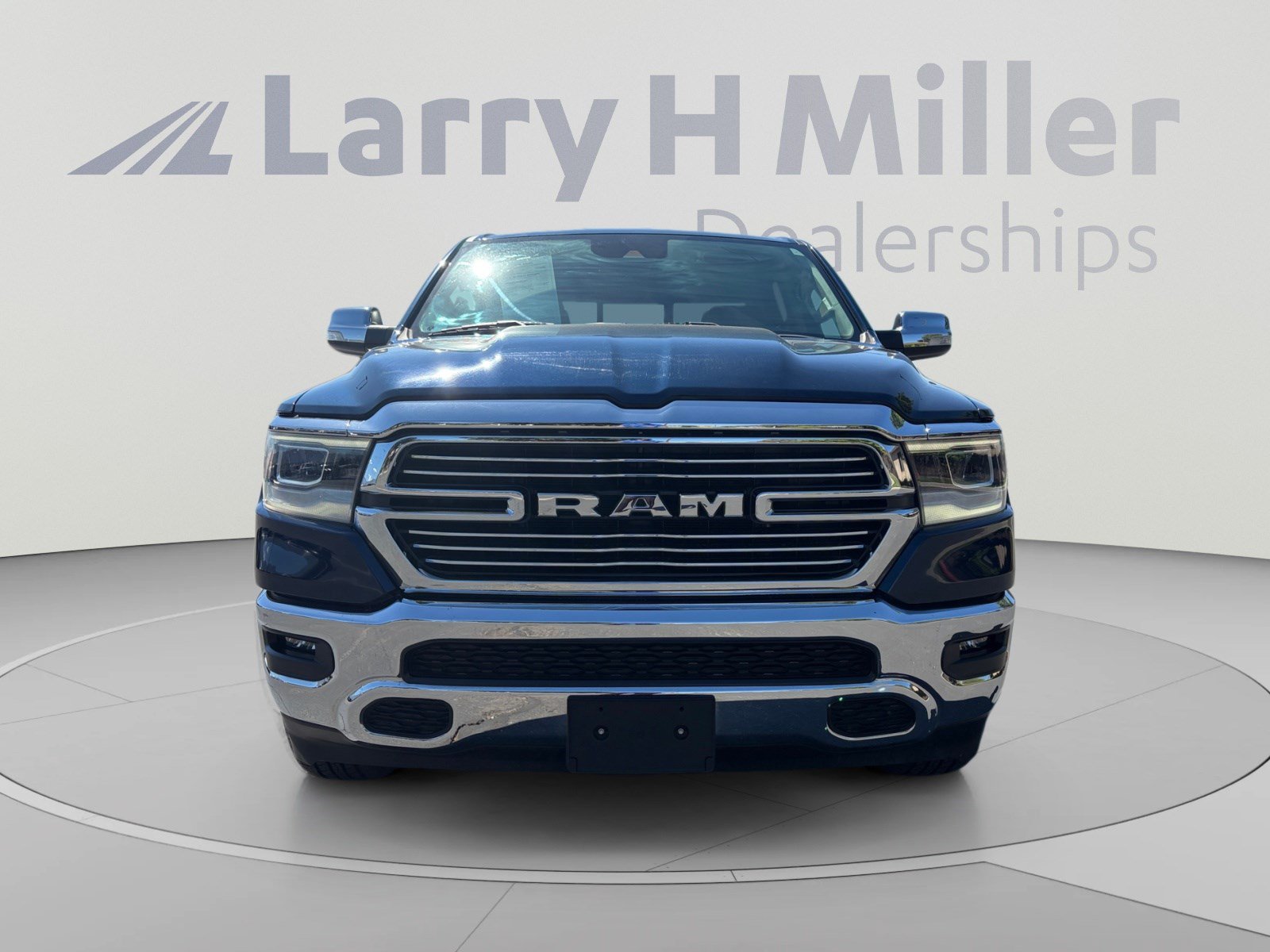 Used 2021 RAM 1500 Laramie AWD/4WD image 8