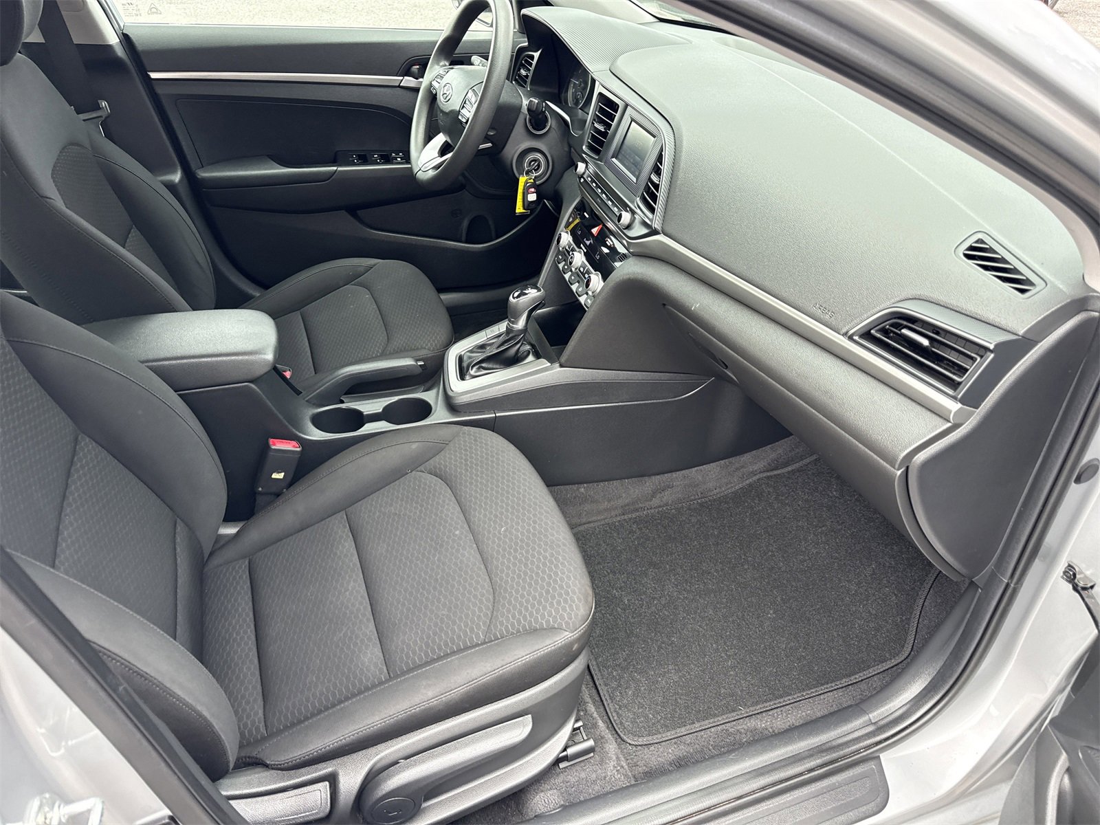 Used 2020 Hyundai Elantra SE w/ Cargo Package (C1) image 27