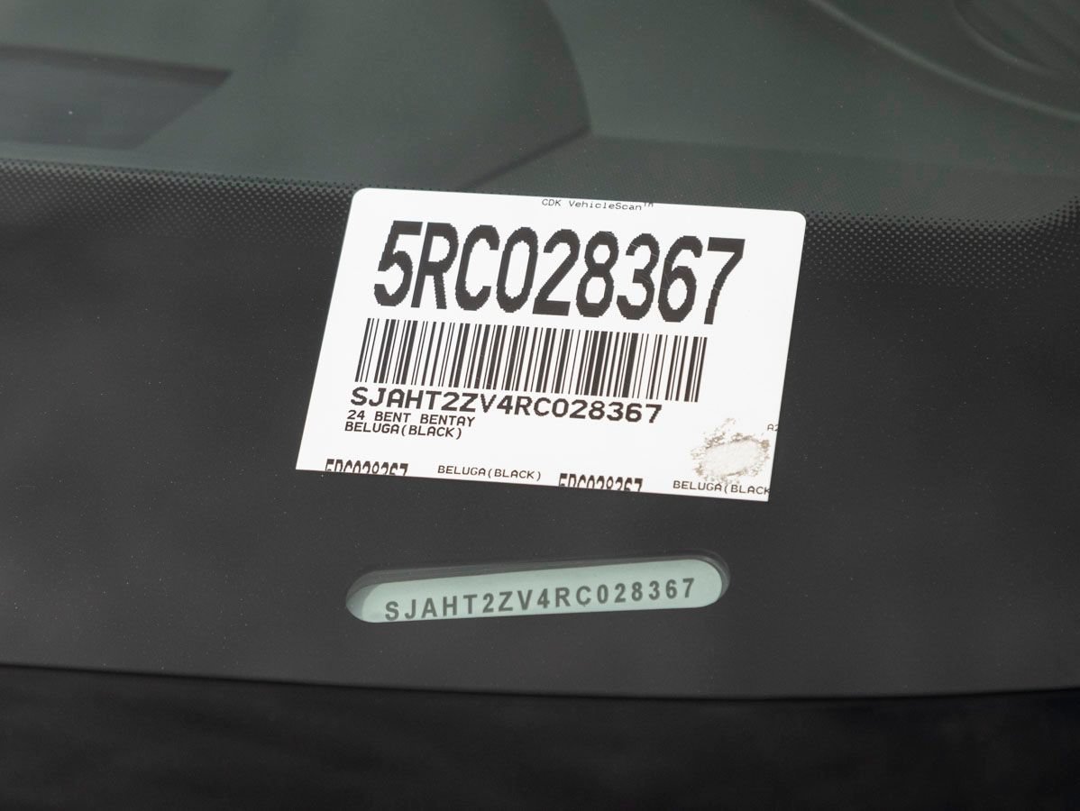 Used 2024 Bentley Bentayga Extended Wheelbase AWD/4WD image 35