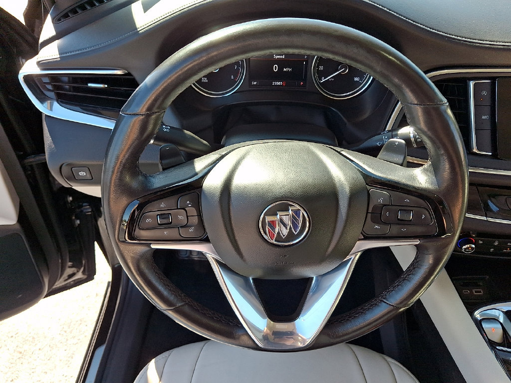 Used 2023 Buick Enclave Essence AWD/4WD image 18
